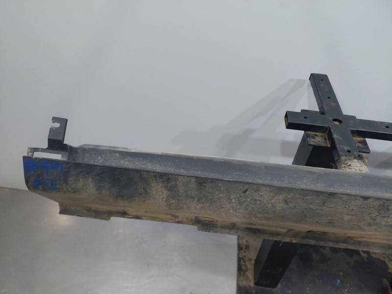 Recambio de faldon lateral para mg zs suv referencia OEM IAM   