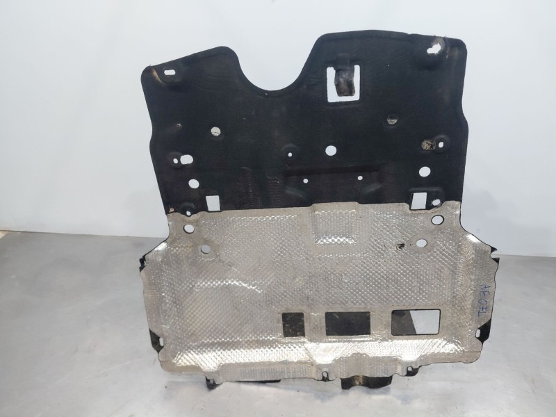 Recambio de cubrecarter para peugeot 2008 (p2) allure puretech referencia OEM IAM 9866186980  