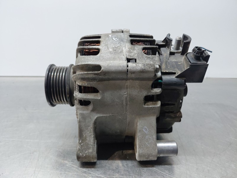 Recambio de alternador para ford c-max titanium referencia OEM IAM   