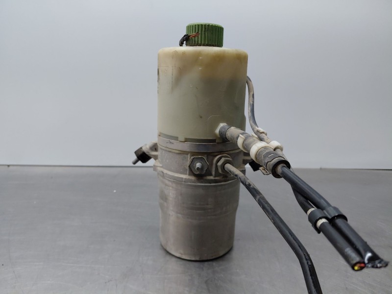 Recambio de bomba direccion para volkswagen polo v (6r1, 6c1) 1.6 tdi referencia OEM IAM   