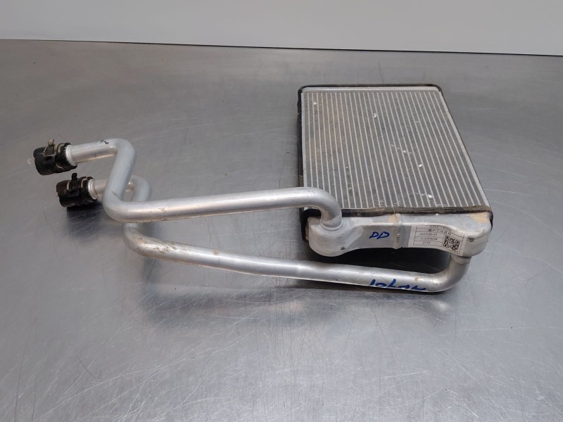 Recambio de radiador calefaccion / aire acondicionado para mg zs suv referencia OEM IAM   