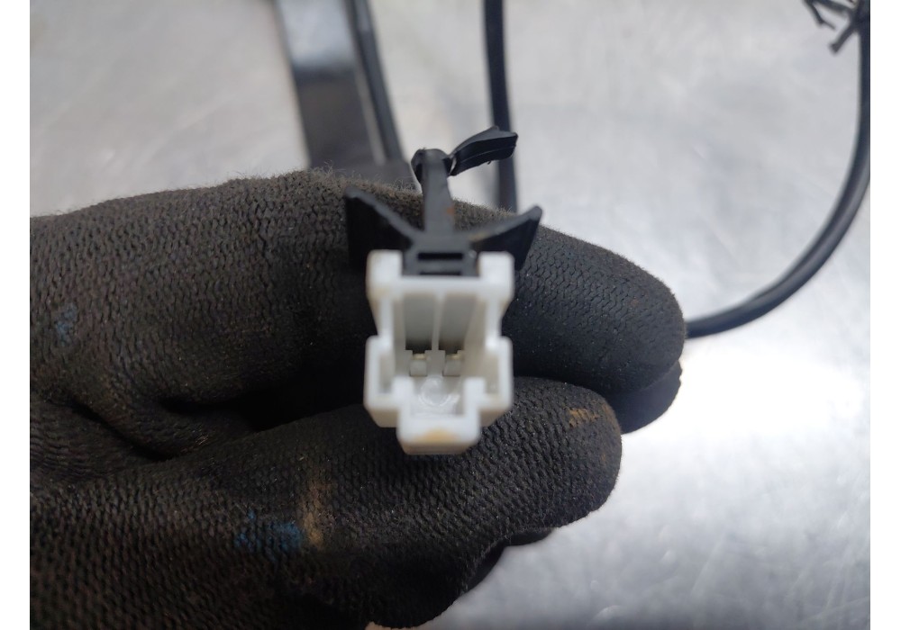 Recambio de enganche del cinturon delantero der para mg zs suv referencia OEM IAM   
