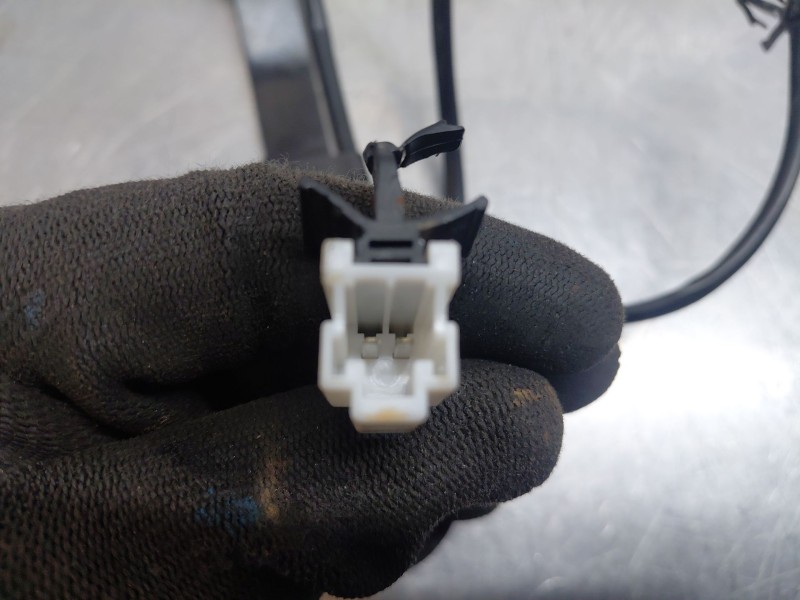 Recambio de enganche del cinturon delantero der para mg zs suv referencia OEM IAM   