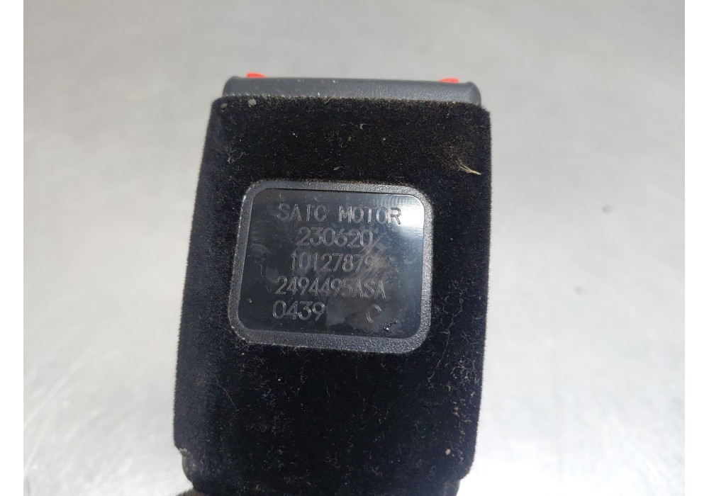 Recambio de enganche del cinturon delantero izq para mg zs suv referencia OEM IAM   