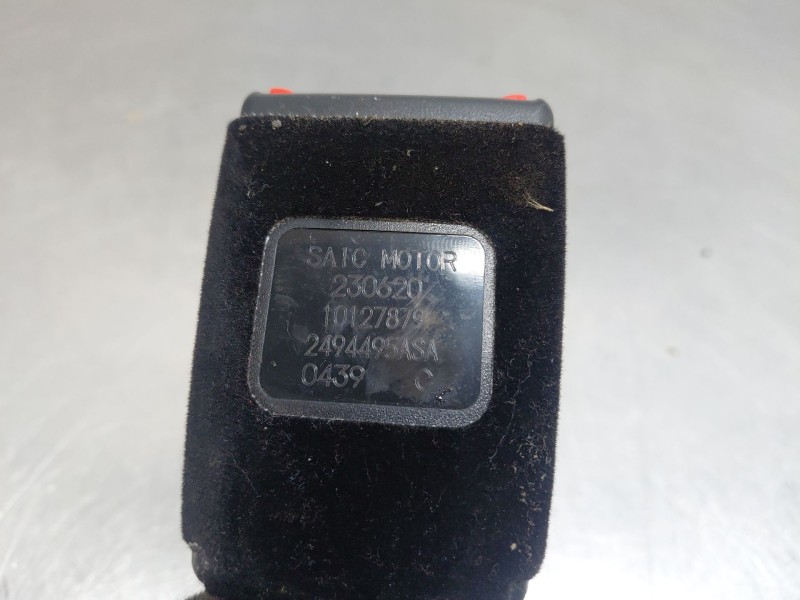 Recambio de enganche del cinturon delantero izq para mg zs suv referencia OEM IAM   