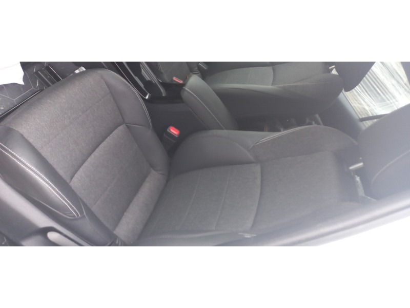 toyota corolla touring sports (e21) del año 2024