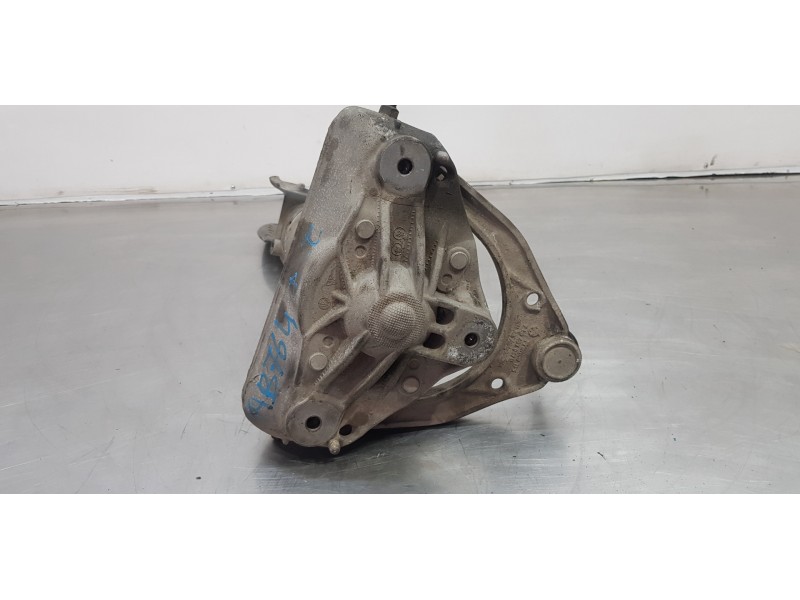 Recambio de amortiguador delantero izquierdo para volkswagen touareg (7l6) v6 tdi referencia OEM IAM 7L6413031S  