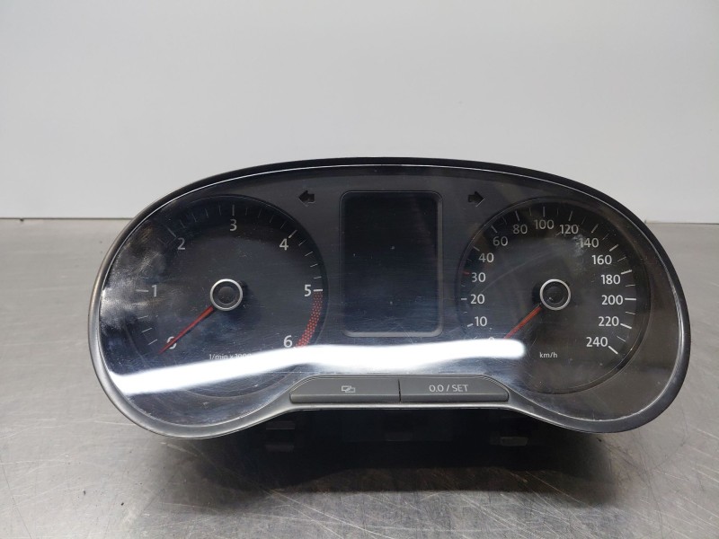 Recambio de cuadro instrumentos para volkswagen polo v (6r1, 6c1) 1.6 tdi referencia OEM IAM   