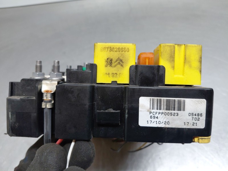 Recambio de caja reles / fusibles para citroën c-elysée shine referencia OEM IAM   
