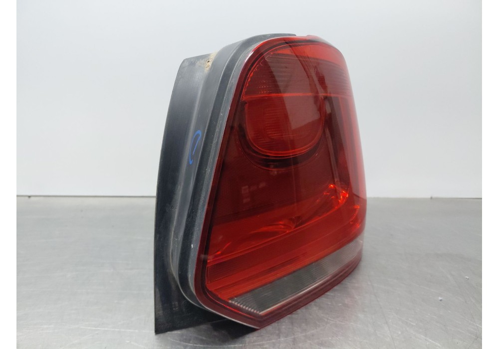 Recambio de piloto trasero derecho para volkswagen polo v (6r1, 6c1) 1.6 tdi referencia OEM IAM   