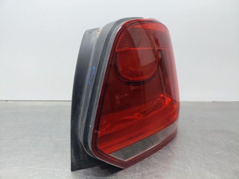Recambio de piloto trasero derecho para volkswagen polo v (6r1, 6c1) 1.6 tdi referencia OEM IAM   