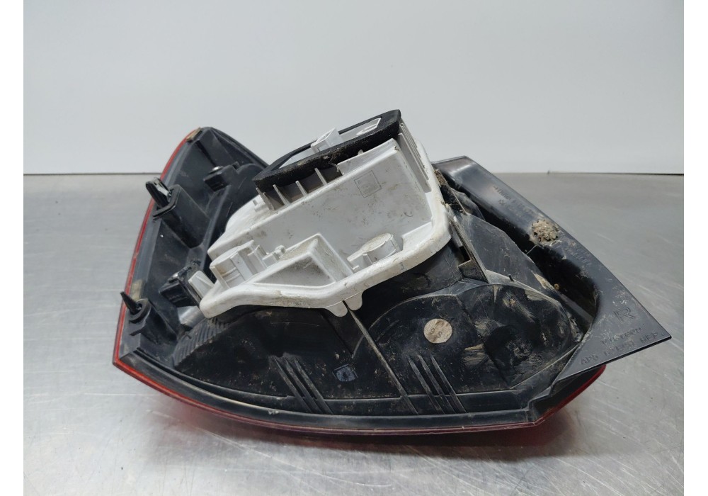 Recambio de piloto trasero derecho para volkswagen polo v (6r1, 6c1) 1.6 tdi referencia OEM IAM   