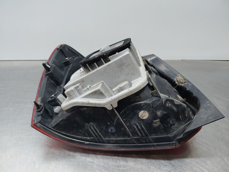 Recambio de piloto trasero derecho para volkswagen polo v (6r1, 6c1) 1.6 tdi referencia OEM IAM   