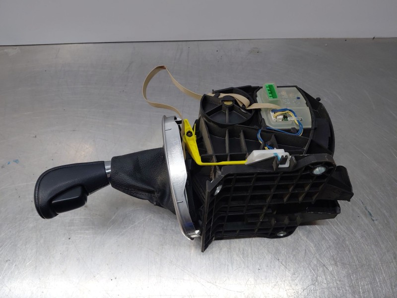 Recambio de palanca cambio para ford c-max titanium referencia OEM IAM   