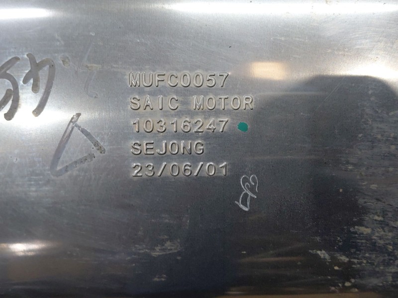 Recambio de silenciador trasero para mg zs suv referencia OEM IAM   