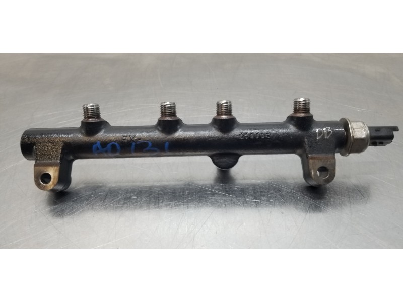 Recambio de rampa inyectora para ssangyong kyron 200 xdi limited referencia OEM IAM 6640700295 A6640700295  Recambio de rampa inyectora para ssangyong kyron 200 xdi limited referencia OEM IAM 6640700295 A6640700295