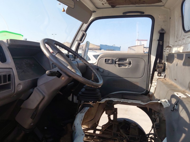 nissan cabstar e (tl_, vl_) del año 2000