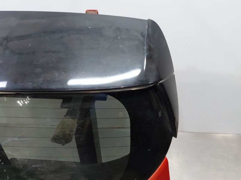 Recambio de porton trasero para renault captur techno referencia OEM IAM   