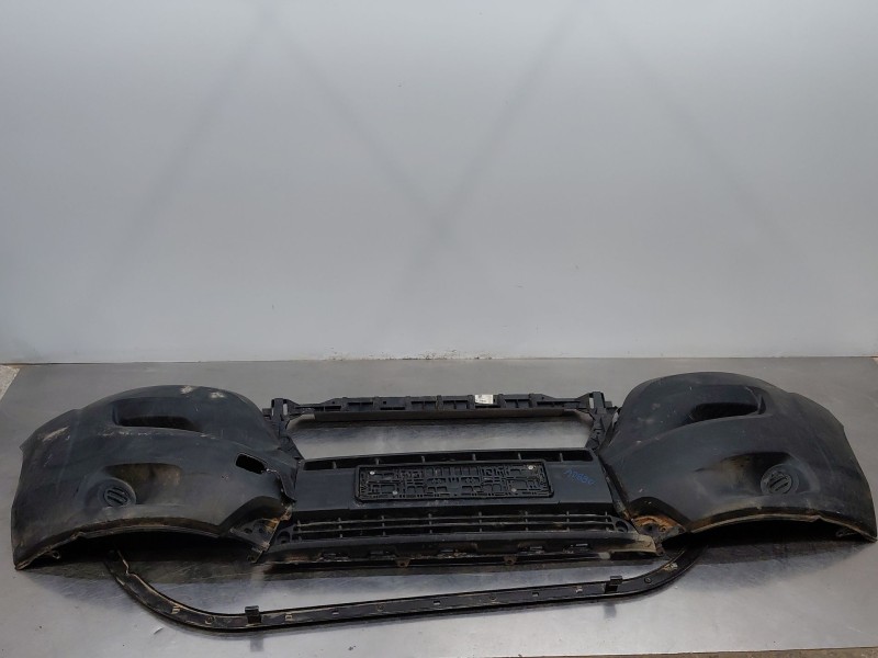 Recambio de paragolpes delantero para fiat ducato furgón multijet referencia OEM IAM 735684853 735684862 735741854