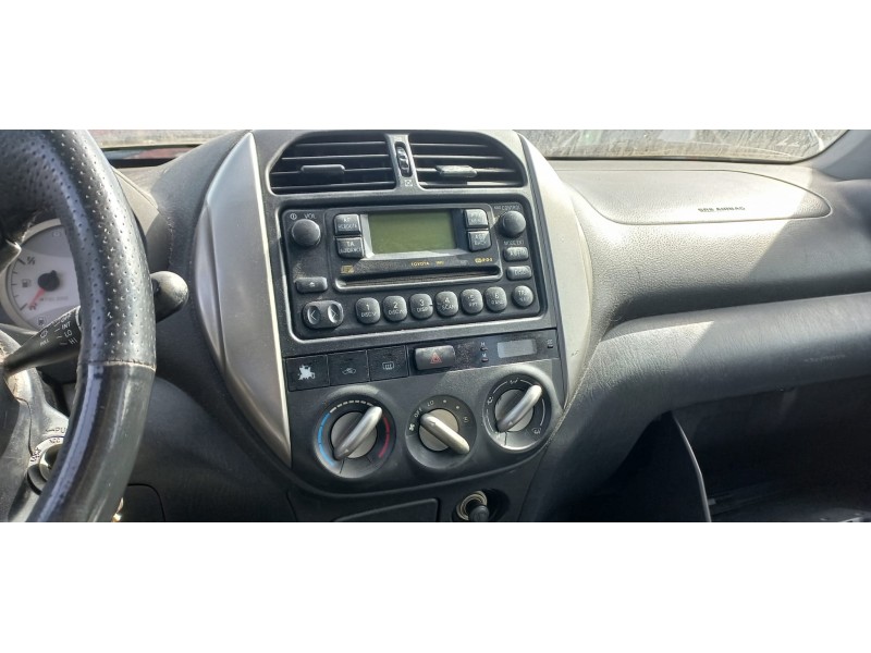 toyota rav 4 (a2) del año 2004