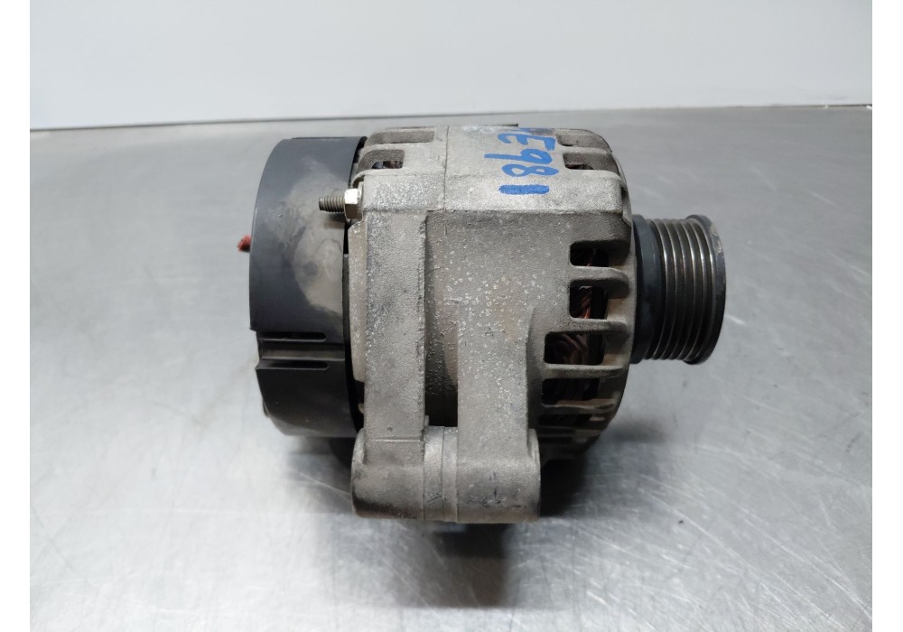 Recambio de alternador para opel zafira / zafira family b (a05) 1.9 cdti (m75) referencia OEM IAM 93169257  