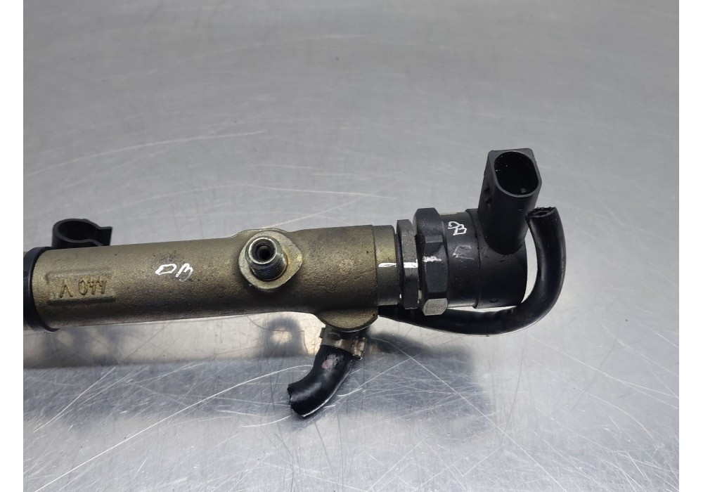 Recambio de rampa inyectora para mercedes-benz clase e (w211) e 270 cdi (211.016) referencia OEM IAM   