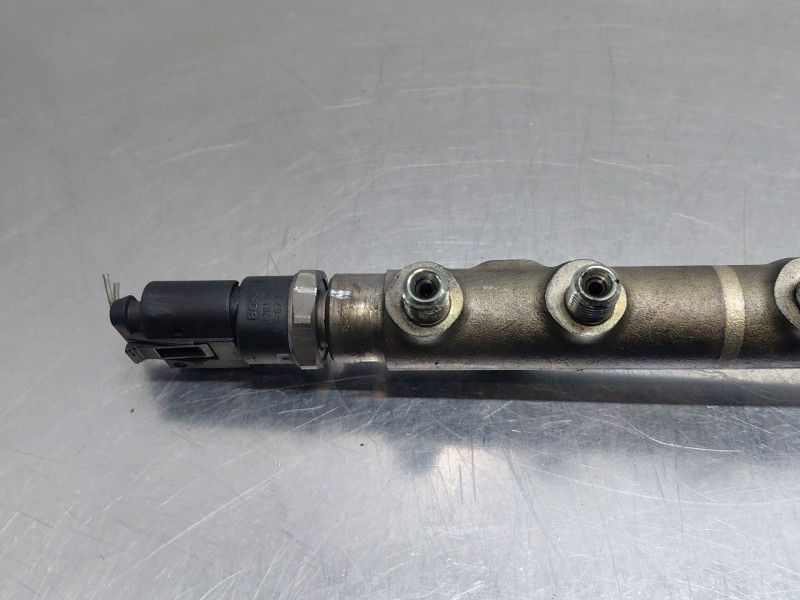 Recambio de rampa inyectora para mercedes-benz clase e (w211) e 270 cdi (211.016) referencia OEM IAM   