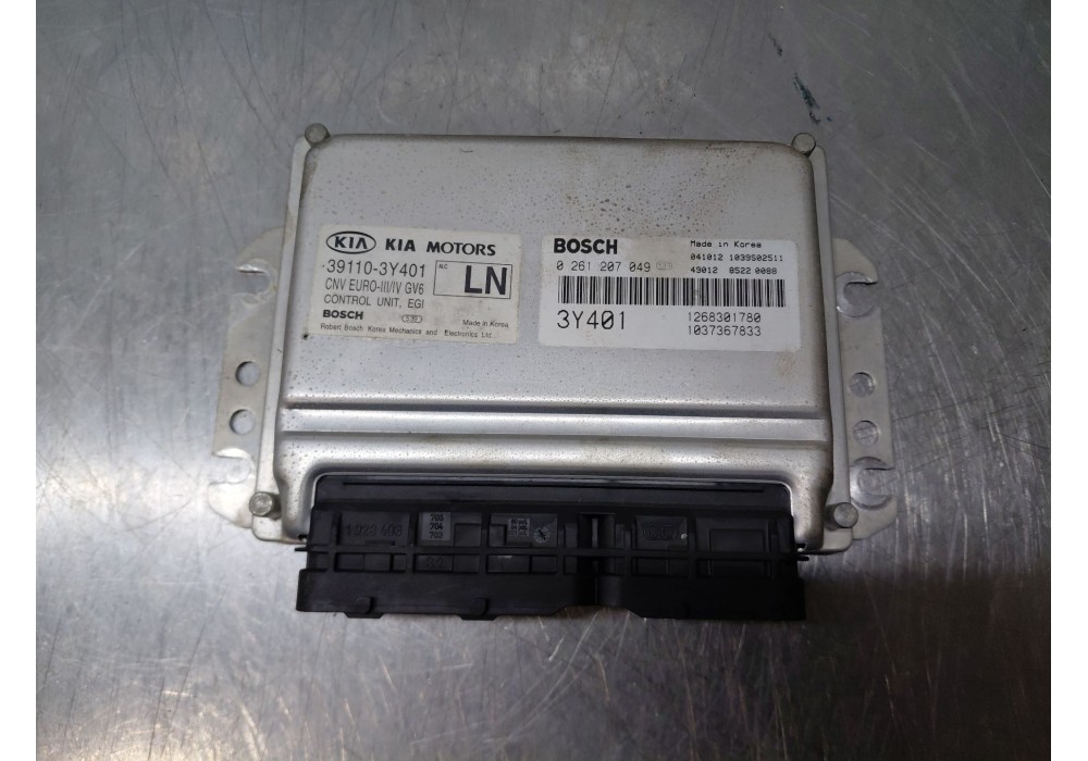 Recambio de centralita motor uce para kia carnival ii (gq) 2.5 v6 referencia OEM IAM   