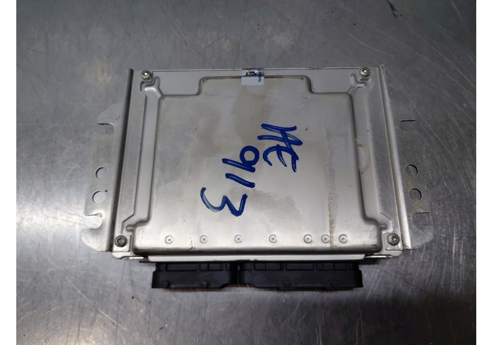 Recambio de centralita motor uce para kia carnival ii (gq) 2.5 v6 referencia OEM IAM   