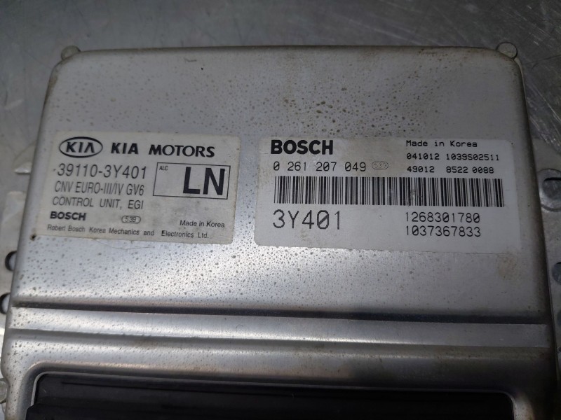 Recambio de centralita motor uce para kia carnival ii (gq) 2.5 v6 referencia OEM IAM   