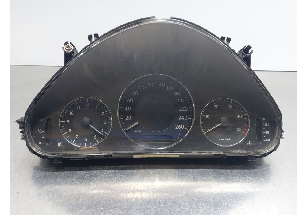 Recambio de cuadro instrumentos para mercedes-benz clase e (w211) e 270 cdi (211.016) referencia OEM IAM   