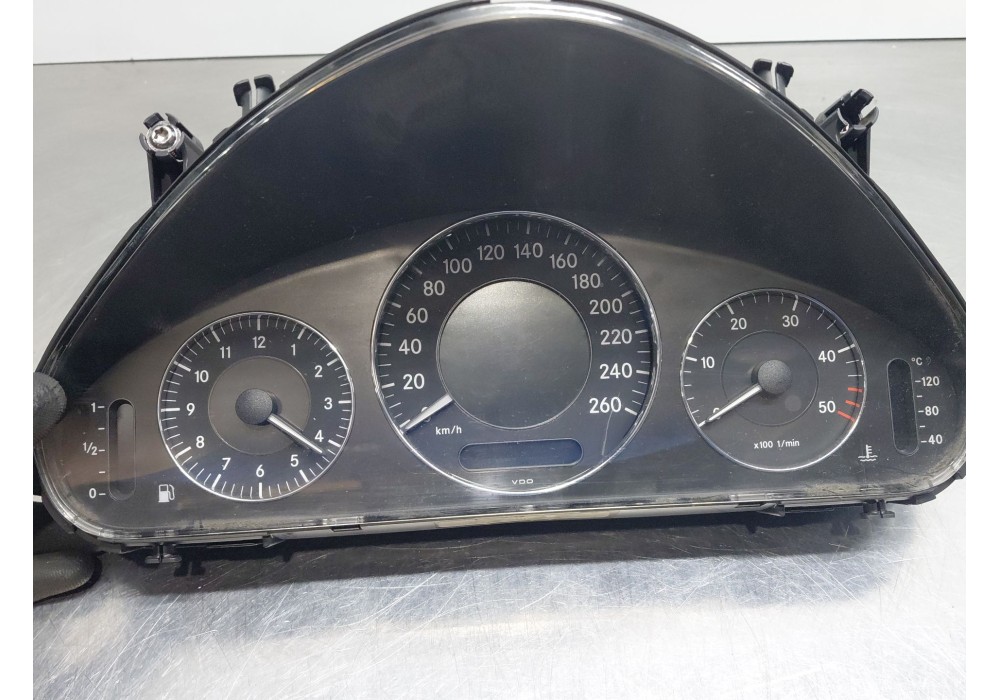 Recambio de cuadro instrumentos para mercedes-benz clase e (w211) e 270 cdi (211.016) referencia OEM IAM   