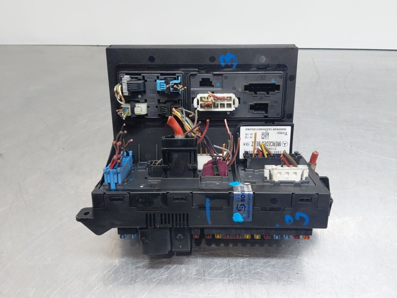 Recambio de caja reles / fusibles para mercedes-benz clase e (w211) e 270 cdi (211.016) referencia OEM IAM   