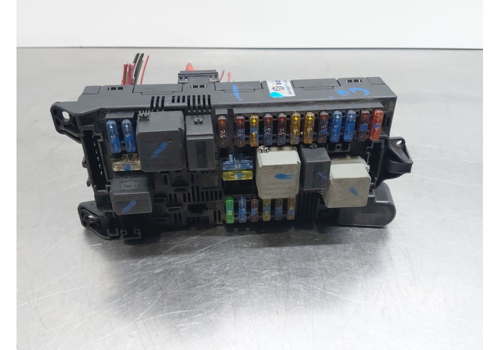 Recambio de caja reles / fusibles para mercedes-benz clase e (w211) e 270 cdi (211.016) referencia OEM IAM   