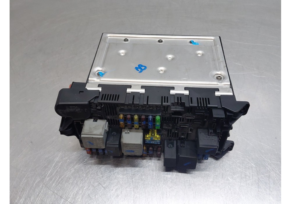 Recambio de caja reles / fusibles para mercedes-benz clase e (w211) e 270 cdi (211.016) referencia OEM IAM   