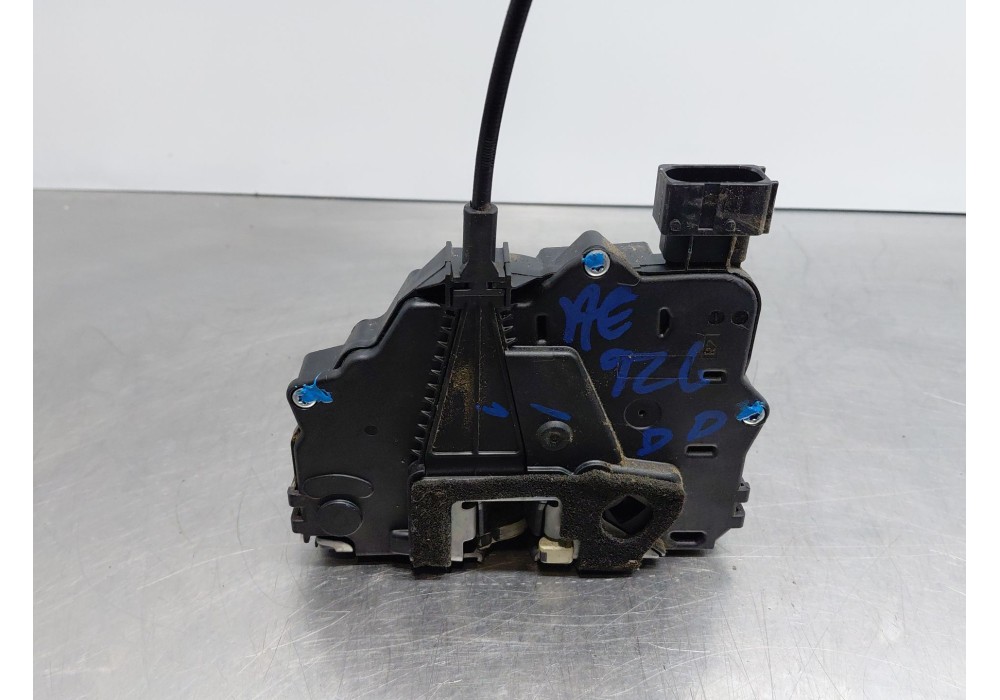 Recambio de cerradura puerta delantera derecha para opel meriva b monospace (s10) 1.4 (75) referencia OEM IAM   