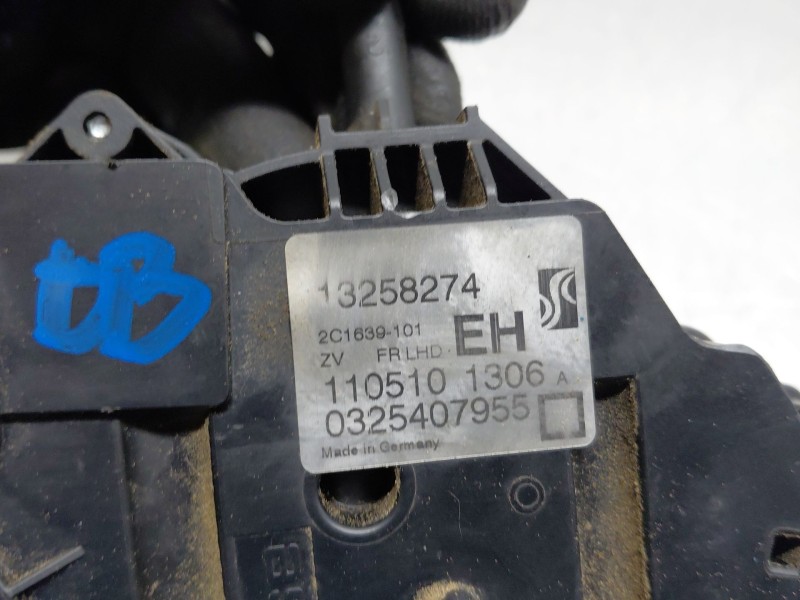 Recambio de cerradura puerta delantera derecha para opel meriva b monospace (s10) 1.4 (75) referencia OEM IAM   
