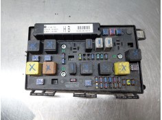 Recambio de caja reles / fusibles para opel zafira / zafira family b (a05) 1.9 cdti (m75) referencia OEM IAM 13206754   2