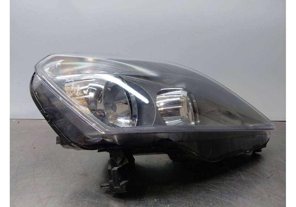 Recambio de faro derecho para opel zafira / zafira family b (a05) 1.9 cdti (m75) referencia OEM IAM 93190409  