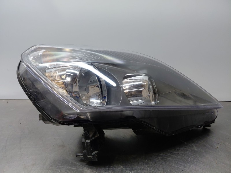 Recambio de faro derecho para opel zafira / zafira family b (a05) 1.9 cdti (m75) referencia OEM IAM 93190409  