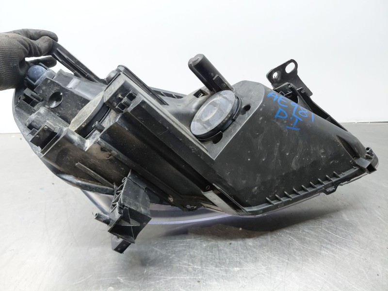 Recambio de faro izquierdo para opel zafira / zafira family b (a05) 1.9 cdti (m75) referencia OEM IAM 93190408  