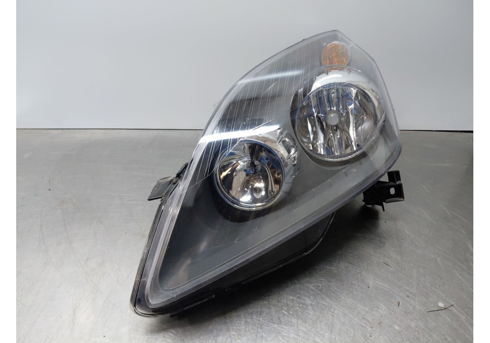 Recambio de faro izquierdo para opel zafira / zafira family b (a05) 1.9 cdti (m75) referencia OEM IAM 93190408  