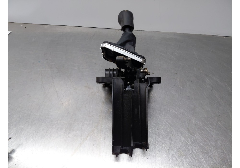 Recambio de palanca cambio para opel zafira / zafira family b (a05) 1.9 cdti (m75) referencia OEM IAM 55597061  