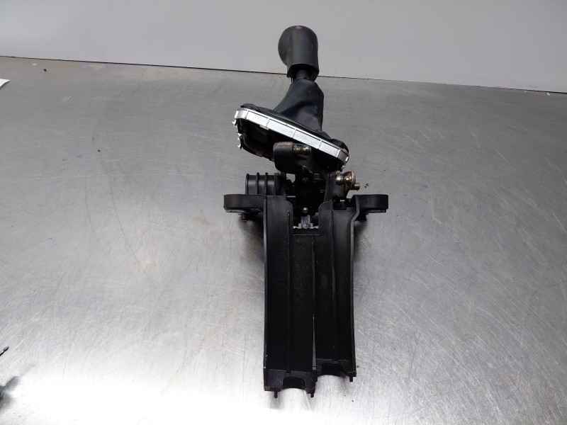 Recambio de palanca cambio para opel zafira / zafira family b (a05) 1.9 cdti (m75) referencia OEM IAM 55597061  