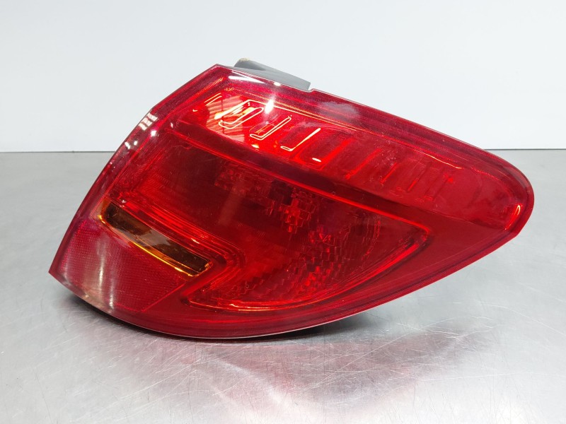 Recambio de piloto trasero derecho para opel meriva b monospace (s10) 1.4 (75) referencia OEM IAM   