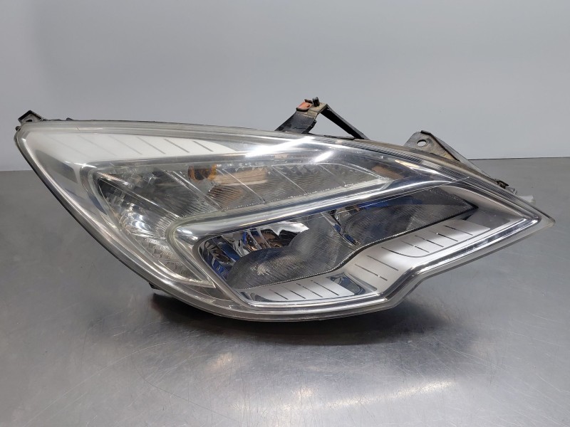 Recambio de faro derecho para opel meriva b monospace (s10) 1.4 (75) referencia OEM IAM   