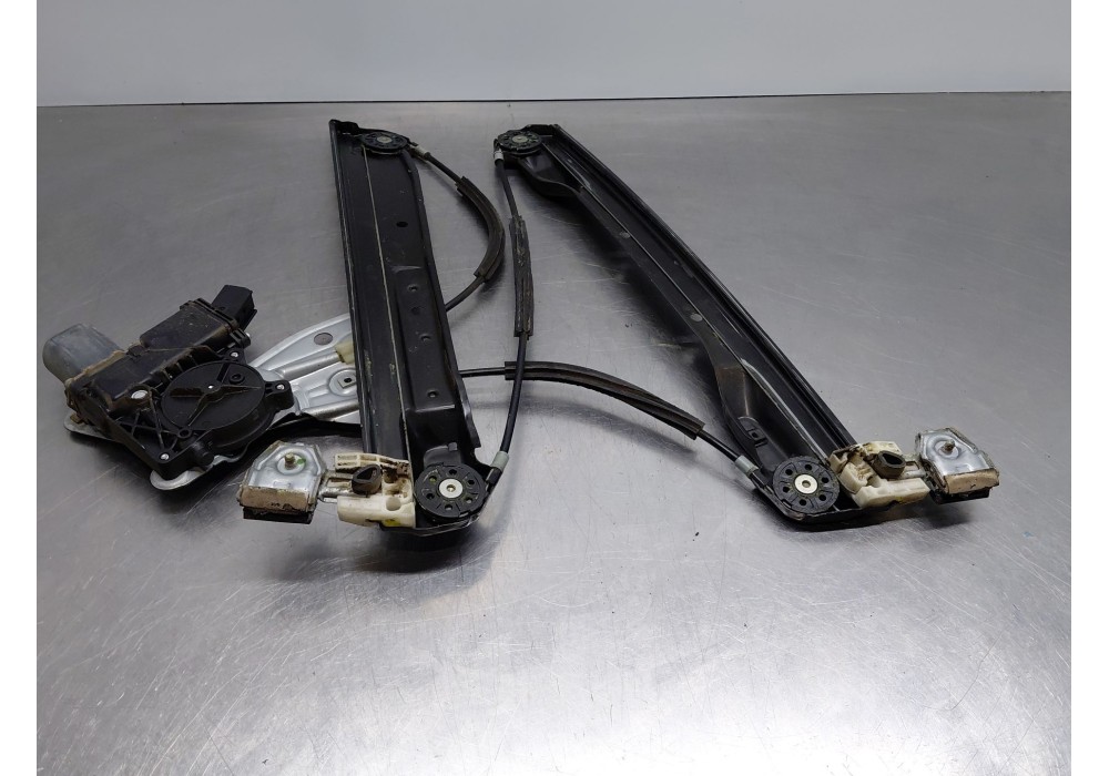 Recambio de elevalunas delantero derecho para opel meriva b monospace (s10) 1.4 (75) referencia OEM IAM   