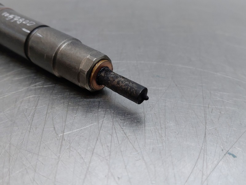 Recambio de inyector para audi q3 (8ub, 8ug) 2.0 tdi referencia OEM IAM   