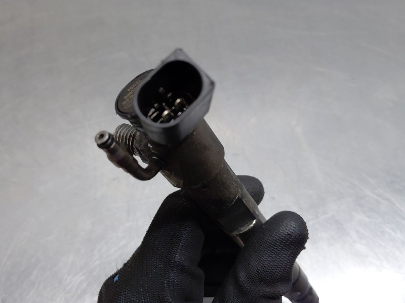 Recambio de inyector para kia ceed sportswagon hybrid referencia OEM IAM   