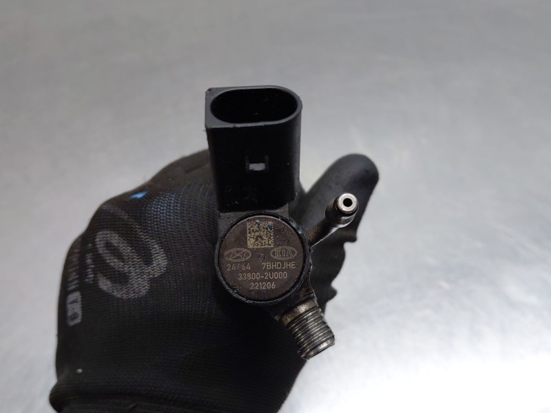 Recambio de inyector para kia ceed sportswagon hybrid referencia OEM IAM   
